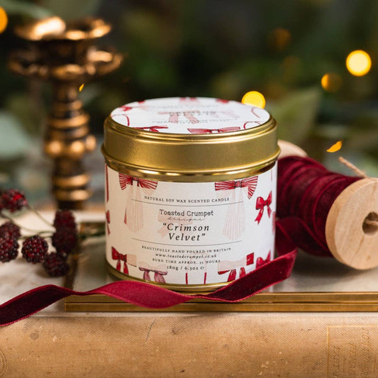 Crimson Velvet Candle in a Matt Gold Tin (Bows & Berries)